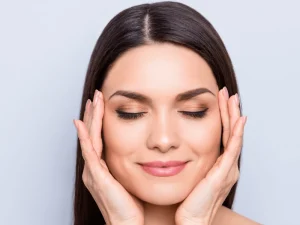 تفاوت لیفت با نخ و هایفوتراپی